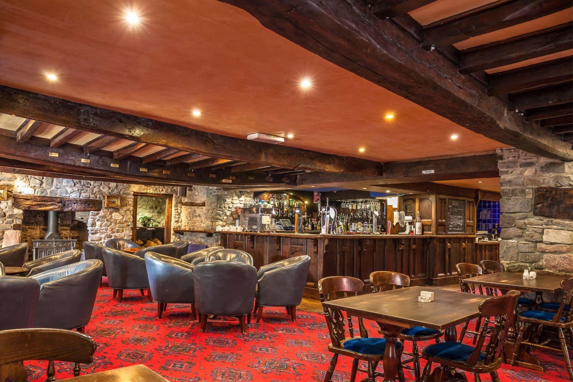 Hotel The King'S Head Llandovery Exterior foto